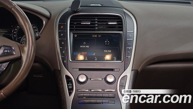 Lincoln MKX (II) 2.7 2WD 2016 — фото 13
