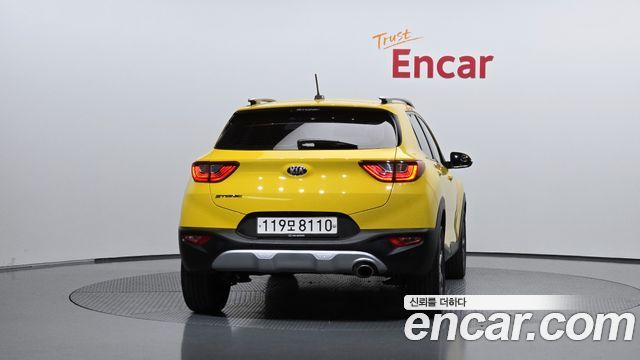 Kia Stonic Diesel 1.6 Prestige 2018 — фото 4