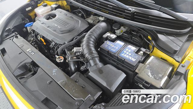 Kia Stonic Diesel 1.6 Prestige 2018 — фото 6