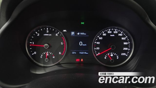 Kia Stonic Diesel 1.6 Prestige 2018 — фото 8