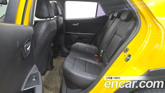 Kia Stonic Diesel 1.6 Prestige 2018 — фото 12