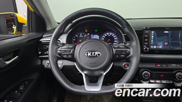 Kia Stonic Diesel 1.6 Prestige 2018 — фото 13