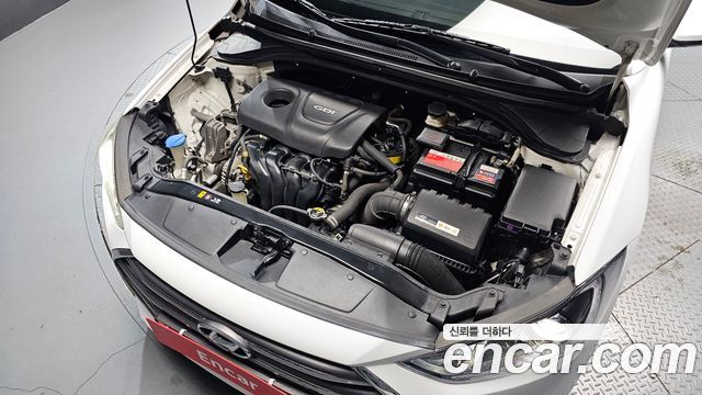 Hyundai Avante (AD) 1.6 GDI Modern special 2016 — фото 6