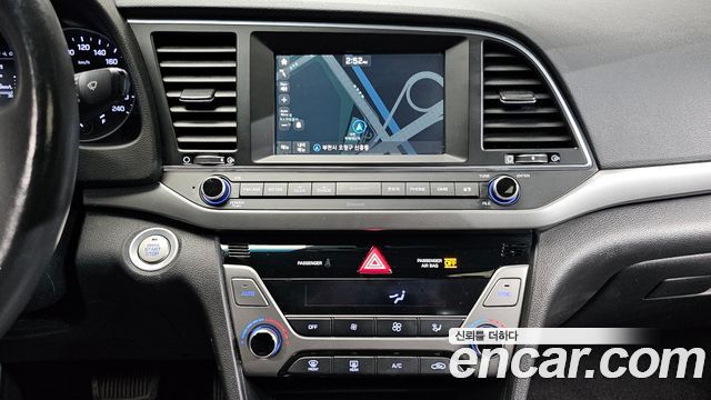 Hyundai Avante (AD) 1.6 GDI Modern special 2016 — фото 14