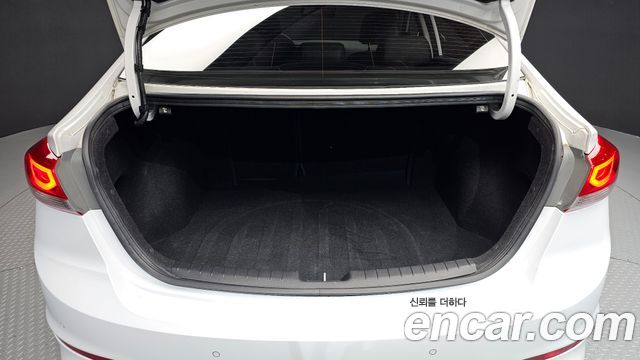Hyundai Avante (AD) 1.6 GDI Modern special 2016 — фото 20