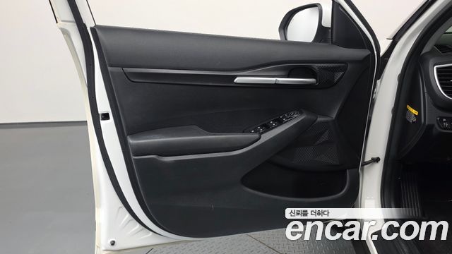 Kia Seltos Diesel 1.6 2WD Prestige 2020 — фото 24