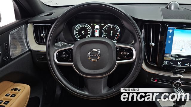 Volvo XC60 (II) D5 Inscription 2019 — фото 17