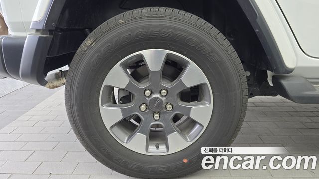 Jeep Wrangler (JL) 2.0 Overland 4Door 2022 — фото 5