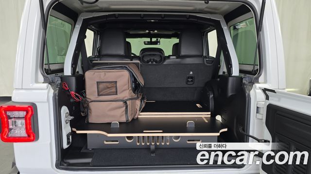 Jeep Wrangler (JL) 2.0 Overland 4Door 2022 — фото 19