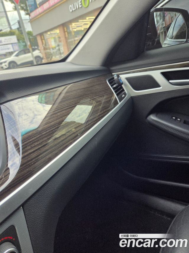 Genesis G80 3.3 GDI AWD Luxury 2018 — фото 8