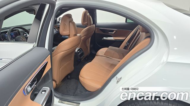 Mercedes-Benz E-Class (W214) E200 Avantgarde 2026 — фото 11
