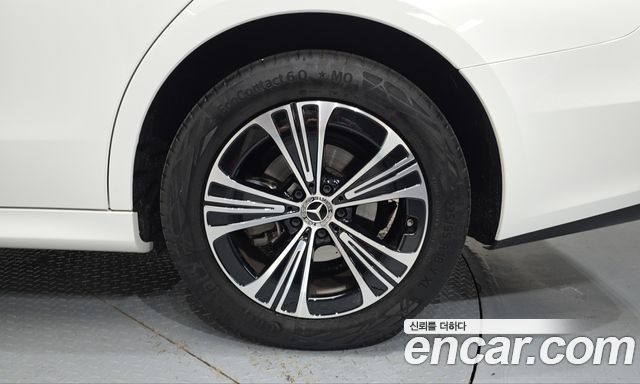 Mercedes-Benz E-Class (W214) E200 Avantgarde 2026 — фото 21