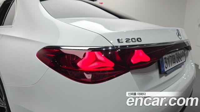 Mercedes-Benz E-Class (W214) E200 Avantgarde 2026 — фото 23