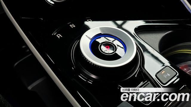 Kia EV6 Long Range 4WD GT Line 2023 — фото 9