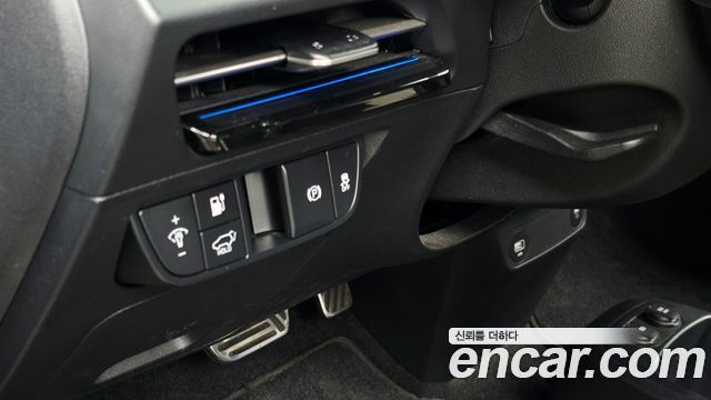 Kia EV6 Long Range 4WD GT Line 2023 — фото 27