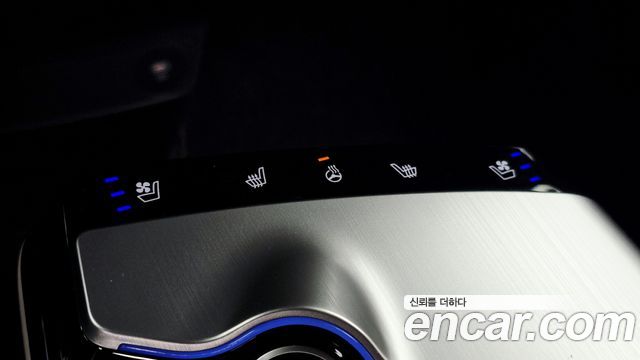 Kia EV6 Long Range 4WD GT Line 2023 — фото 32