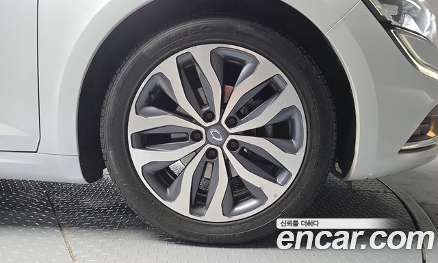 Renault Korea SM6 2.0 LPe LE (Disabled) 2016 — фото 21