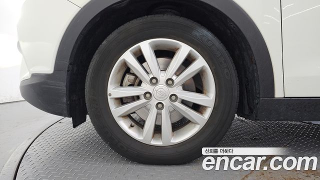 KG Mobility (SsangYong) Tivoli Diesel TX 2WD 2017 — фото 5