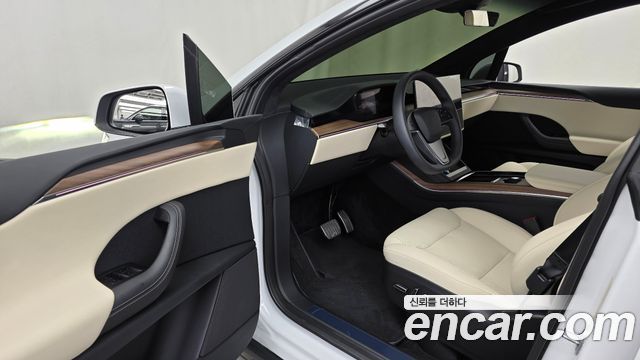Tesla Model X AWD 2026 — фото 10