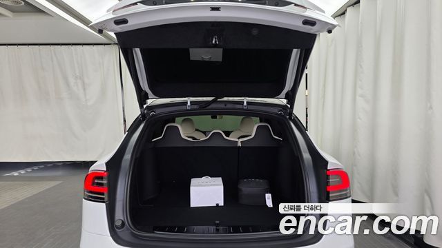 Tesla Model X AWD 2026 — фото 20