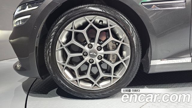 Genesis G80 (RG3) Gasoline 2.5 Turbo AWD 2024 — фото 5