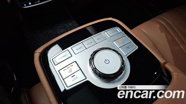 Genesis G80 (RG3) Gasoline 2.5 Turbo AWD 2024 — фото 36