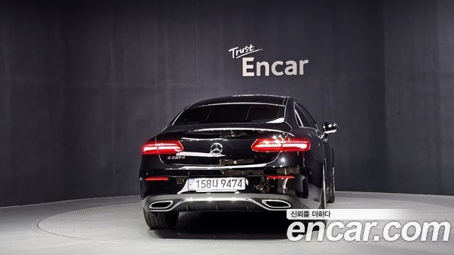 Mercedes-Benz E-Class (W213) E220d Coupe 2020 — фото 4