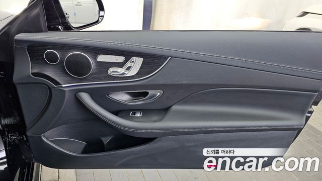 Mercedes-Benz E-Class (W213) E220d Coupe 2020 — фото 25