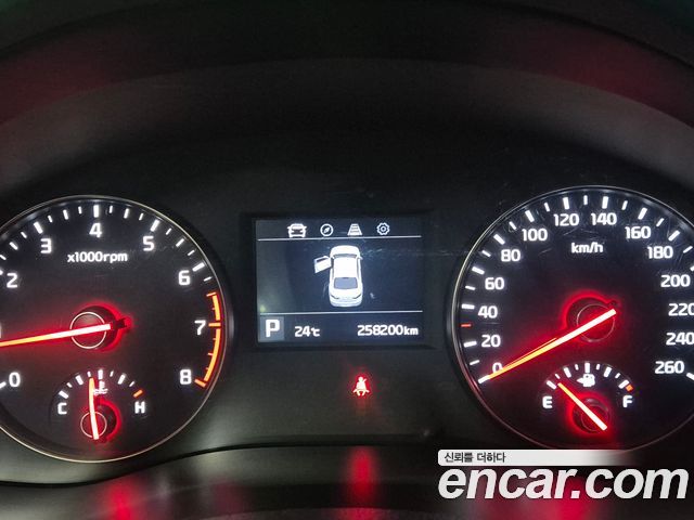 Kia K7 3.0 LPI Luxury (Rental Car) 2017 — фото 23