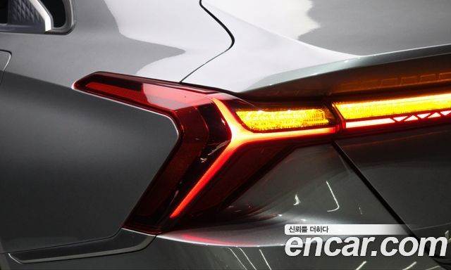 Kia K8 2.5 Gasoline 2WD Signature 2022 — фото 23