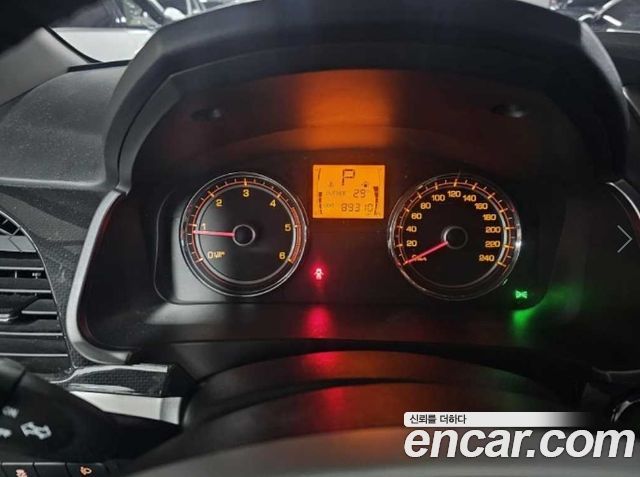 KG Mobility (SsangYong) Style Korando C 2.2 RX 2WD DLX 2017 — фото 5