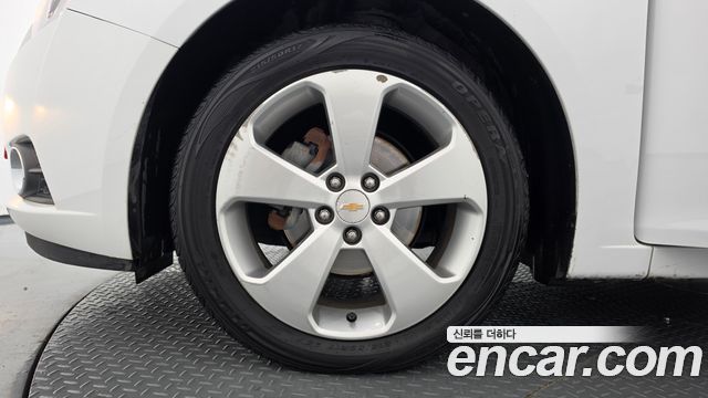 Chevrolet Cruze 1.8 LTZ+ 2012 — фото 5