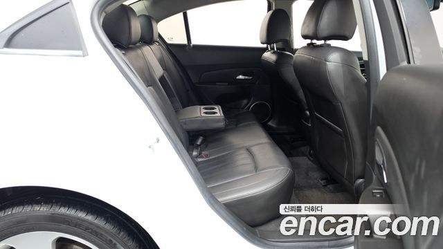 Chevrolet Cruze 1.8 LTZ+ 2012 — фото 12