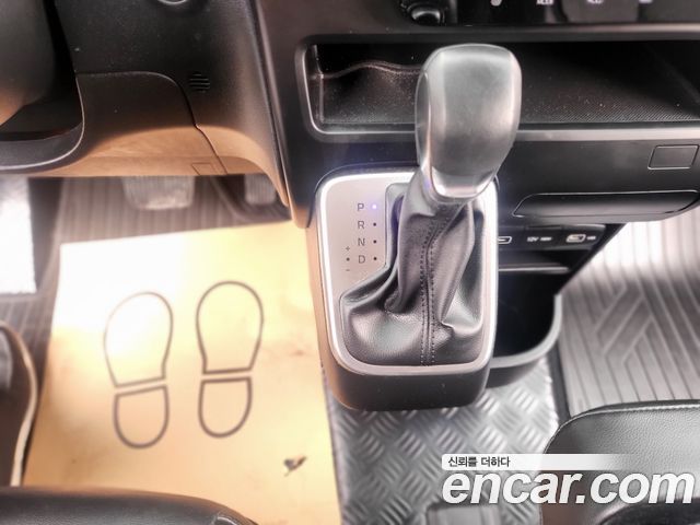 Hyundai Staria Cargo 3-Seater Modern 2022 — фото 16