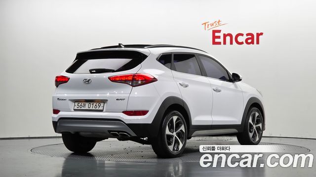 Hyundai Tucson Diesel 2.0 2WD Modern Special 2017 — фото 2
