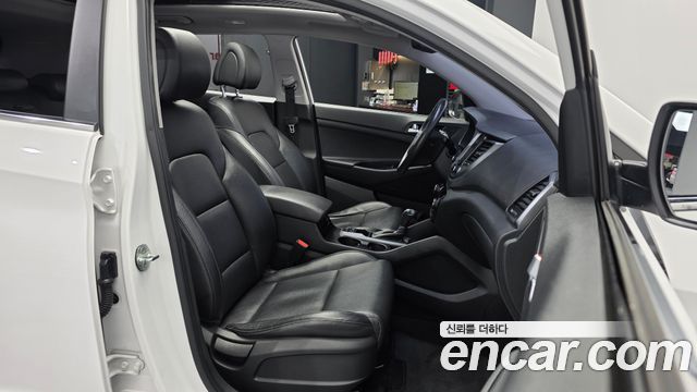 Hyundai Tucson Diesel 2.0 2WD Modern Special 2017 — фото 11