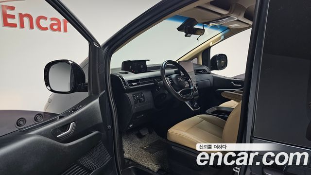 Hyundai Staria Cargo 5-Seater Modern 2022 — фото 10