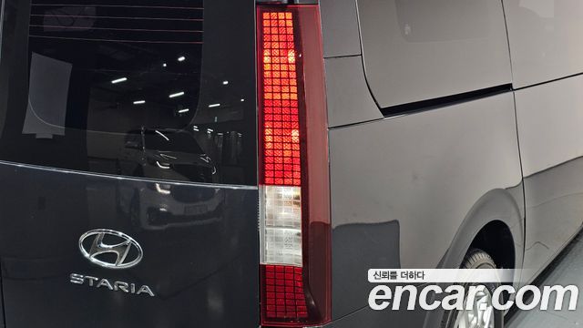 Hyundai Staria Cargo 5-Seater Modern 2022 — фото 23