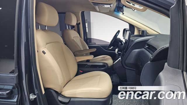 Hyundai Staria Cargo 5-Seater Modern 2022 — фото 26