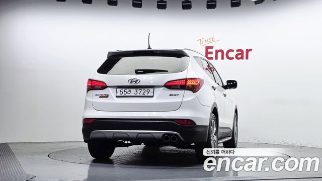 Hyundai Santa Fe (DM) Diesel(e-VGT) 2.0 2WD Premium 2014 — фото 4