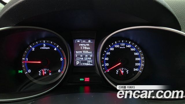 Hyundai Santa Fe (DM) Diesel(e-VGT) 2.0 2WD Premium 2014 — фото 8