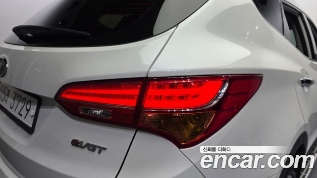 Hyundai Santa Fe (DM) Diesel(e-VGT) 2.0 2WD Premium 2014 — фото 23