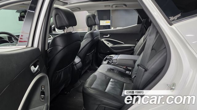 Hyundai Santa Fe (DM) Diesel(e-VGT) 2.0 2WD Premium 2014 — фото 26