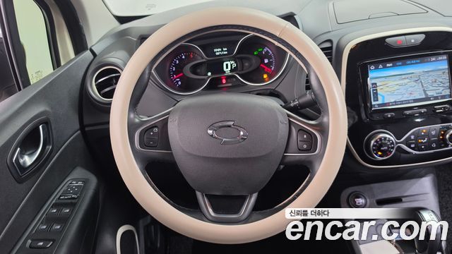 Renault Korea QM3 LE 2018 — фото 13