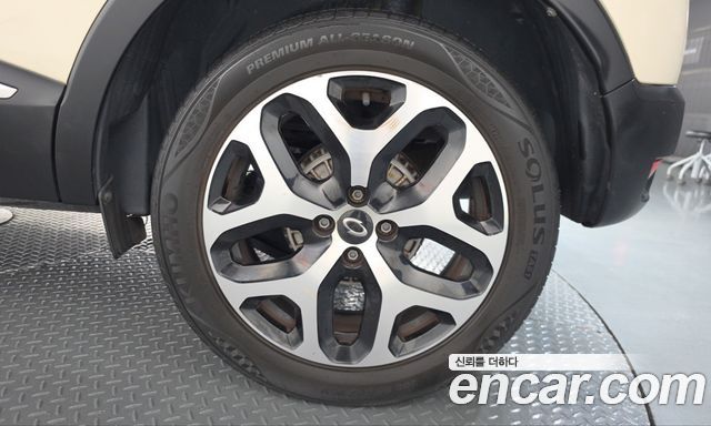 Renault Korea QM3 LE 2018 — фото 21