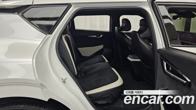 Kia EV6 Long Range 4WD GT Line 2022 — фото 15