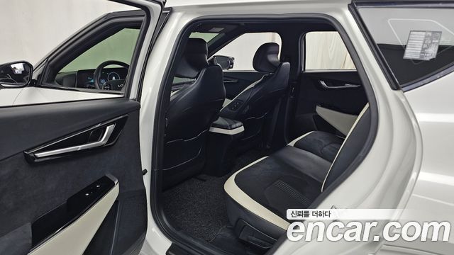 Kia EV6 Long Range 4WD GT Line 2022 — фото 16