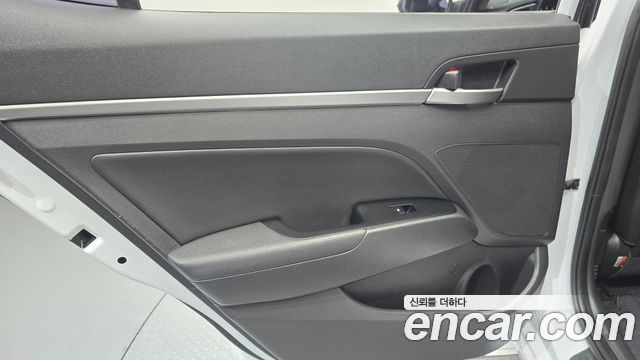 Hyundai Avante (AD) 1.6 GDI Smart 2018 — фото 25