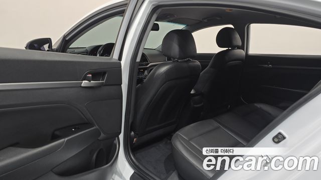 Hyundai Avante (AD) 1.6 GDI Smart 2018 — фото 27