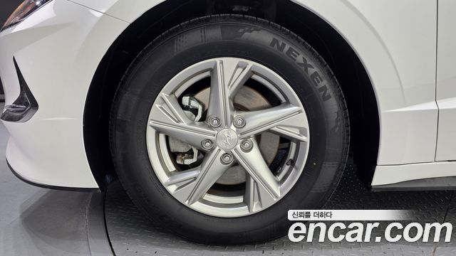 Hyundai Sonata (DN8) 2.0 LPG(rental car) Smart 2020 — фото 5